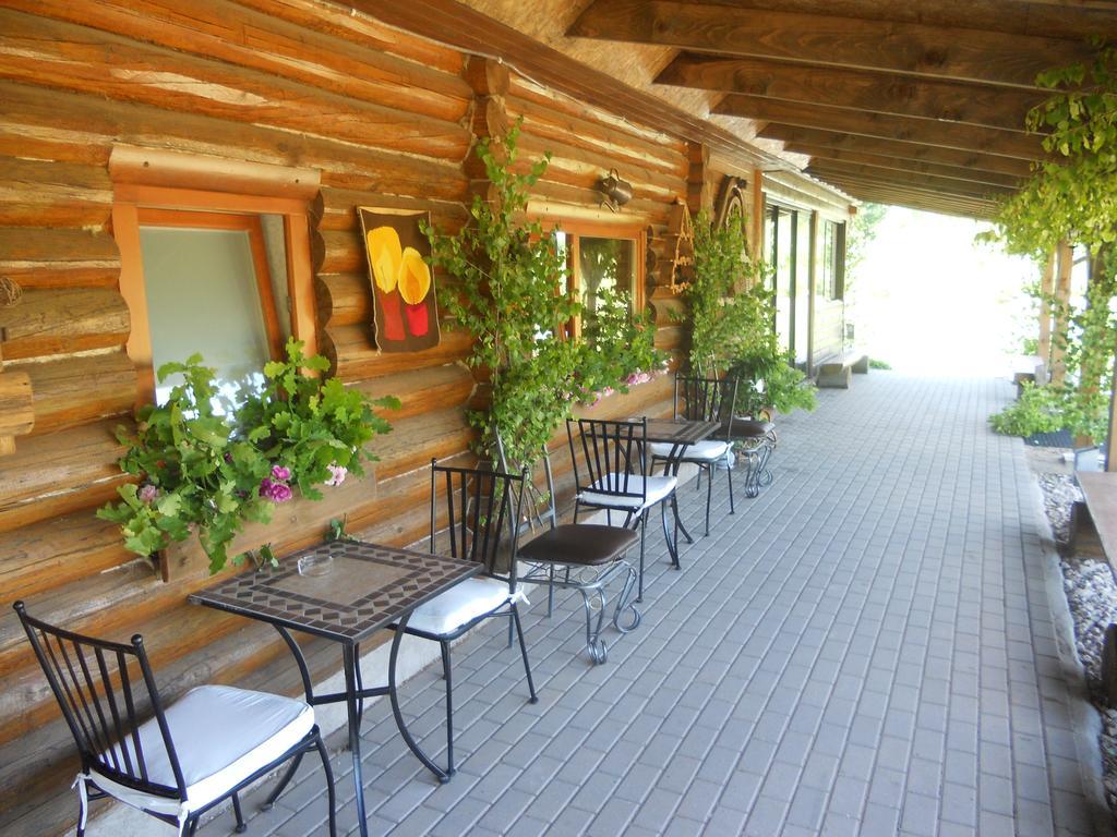Villa Viesu Maja Forrest à Dzimtmisa Extérieur photo