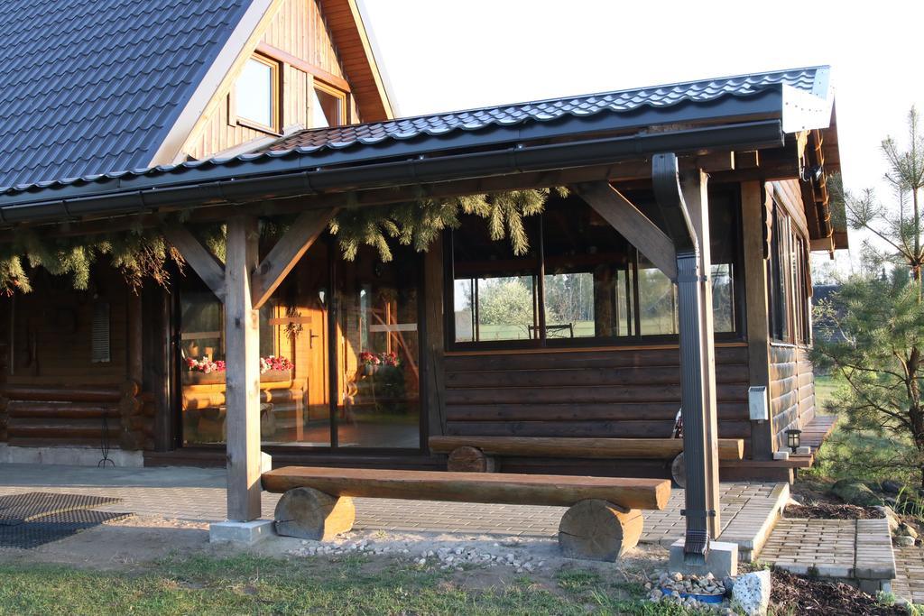 Villa Viesu Maja Forrest à Dzimtmisa Extérieur photo