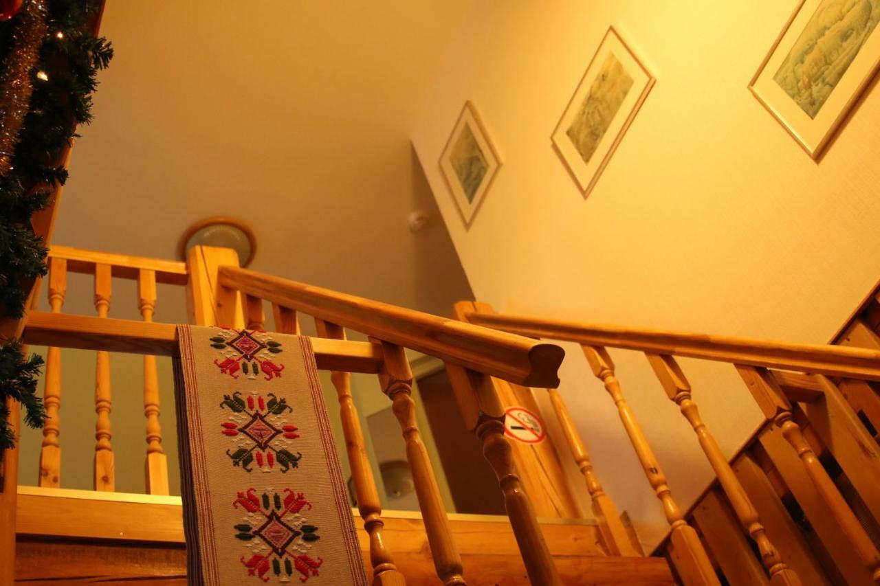 Villa Viesu Maja Forrest à Dzimtmisa Extérieur photo